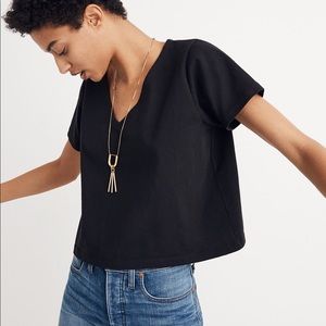 V-neck set list boxy top